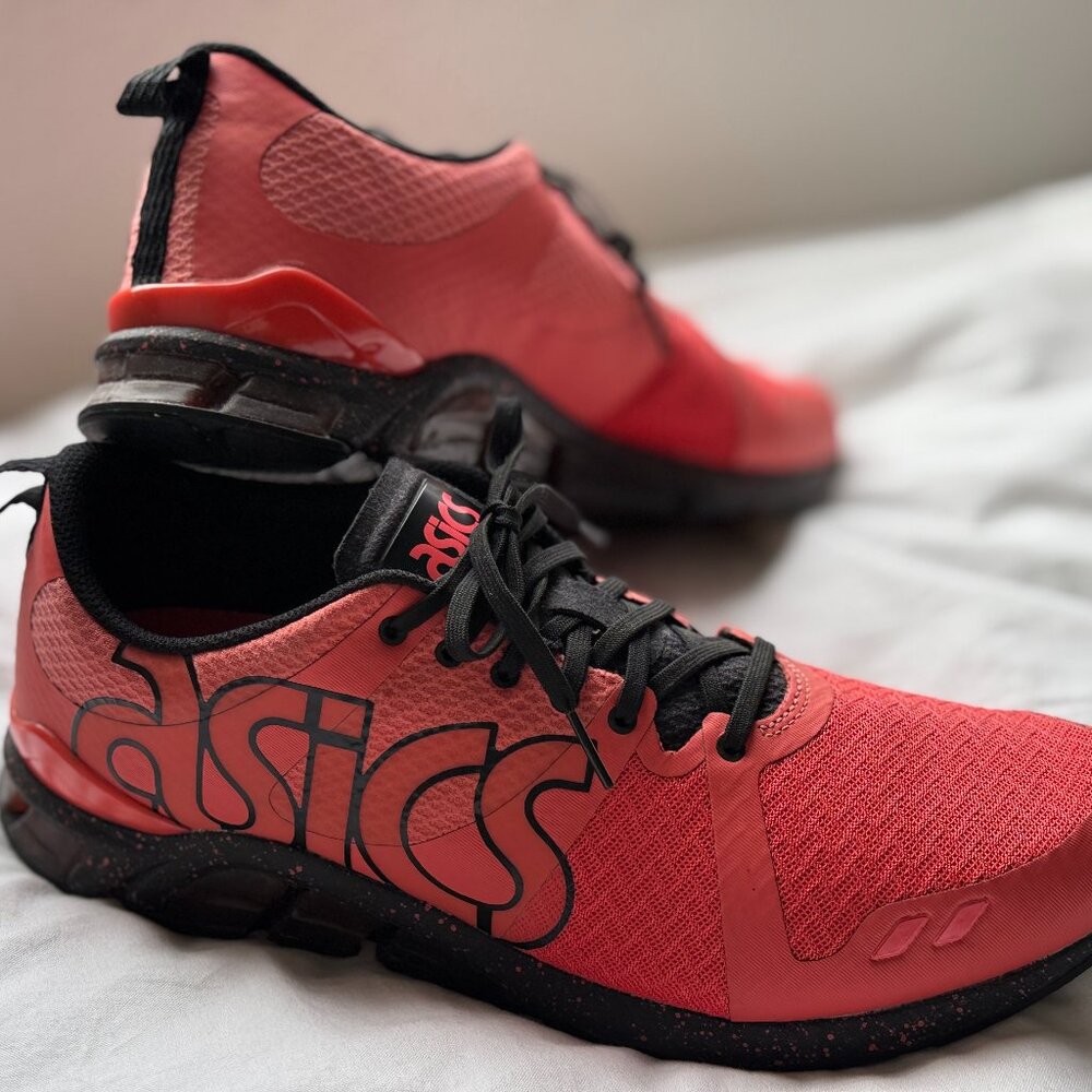 ASICS Men's GEL-Lyte One Eighty Sneaker Size 11 Hot Coral/Black